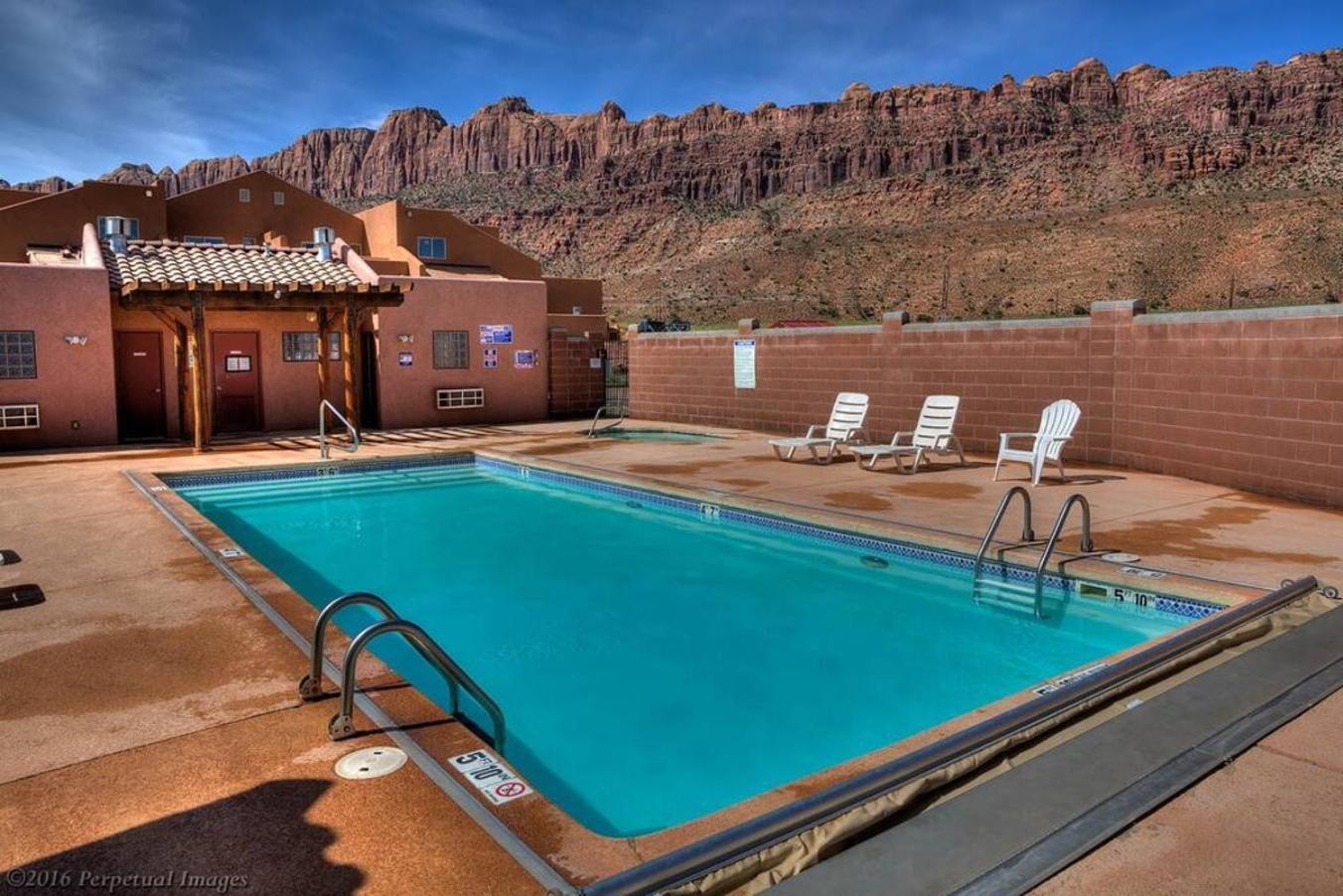 Steel Bender Villa Moab Exterior photo